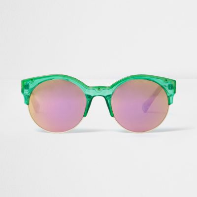 Green round pink mirror sunglasses